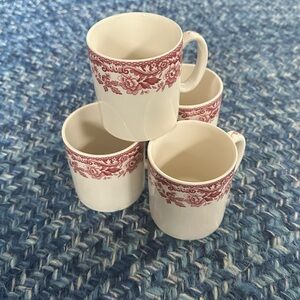 Spode Delamere Cranberry set of 4 coffee cream and cranberry mugs